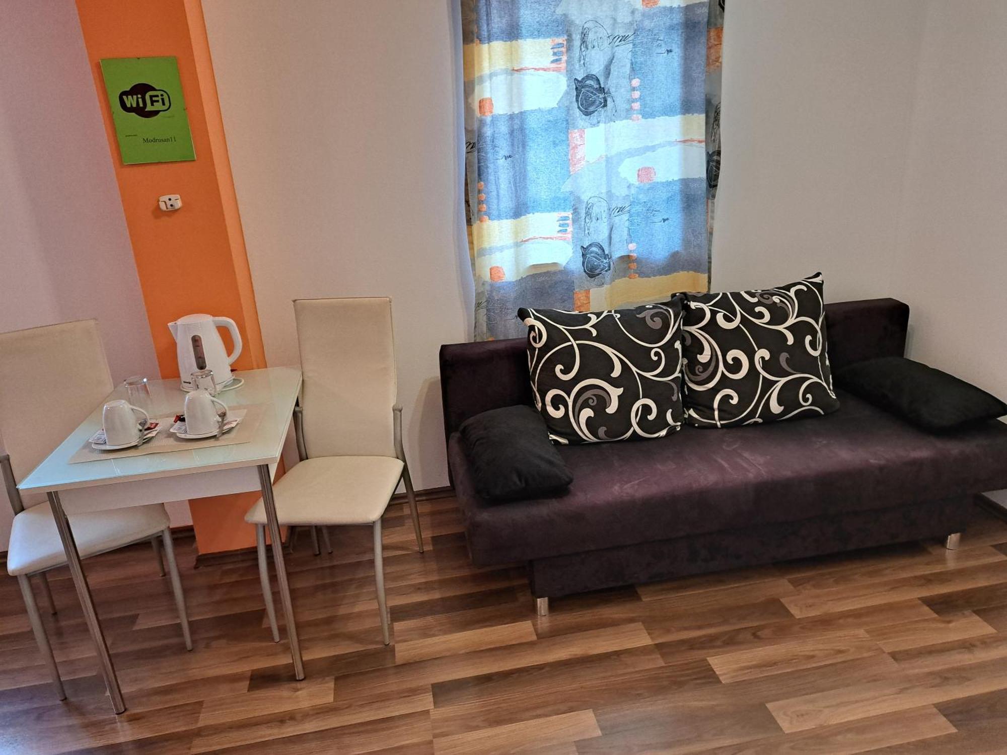 Rooms Modrusan سلوني المظهر الخارجي الصورة